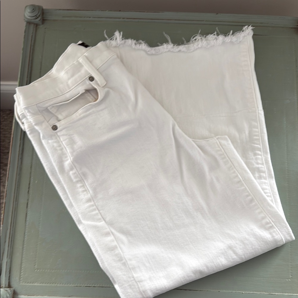 BANANA REPUBLIC HIGH RISE WIDE LEG CROP JEANS